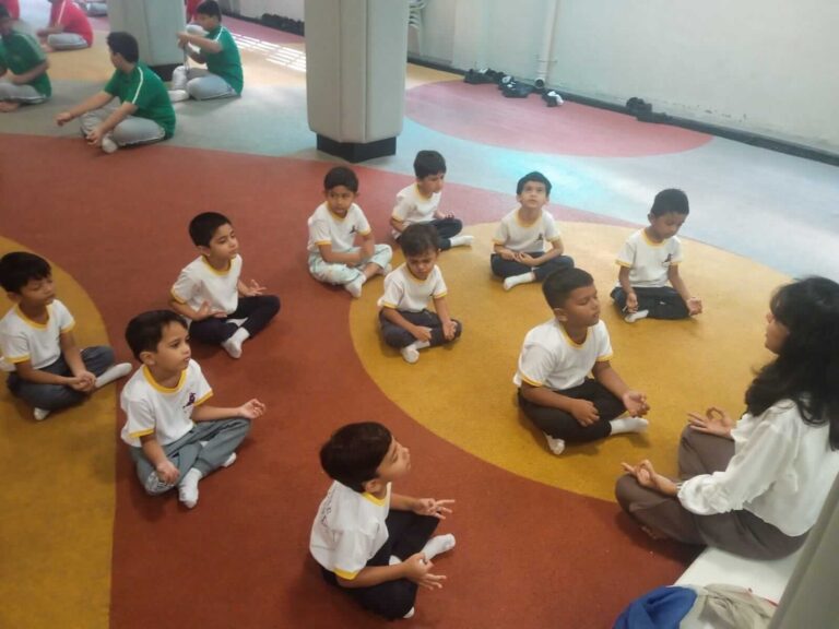 Yoga Junior1